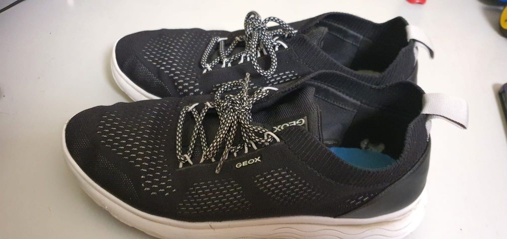 Sapatos da geox.