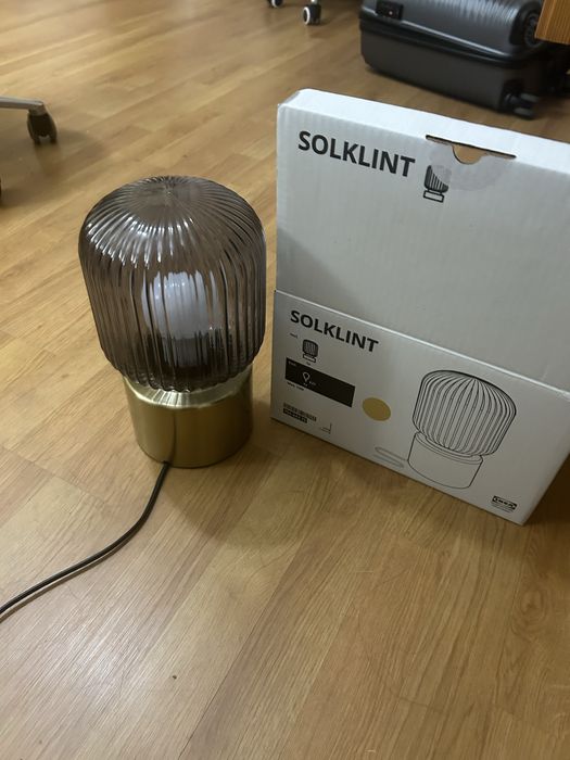 IKEA SOLKLINT Lampa stołowa mosiądz