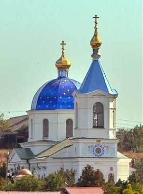 Одесса, ближайший пригород, жилой дом в центре села, на 25 сотках