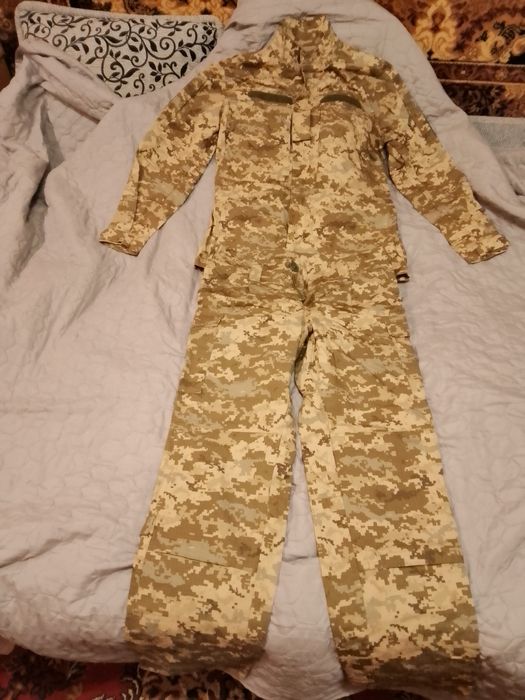 Комплект форми ПІКСЕЛЬ 50-52Розмір