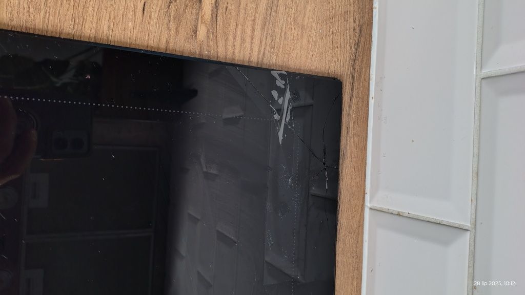 Beko 64700 UFT uszkodzone szkło , gw