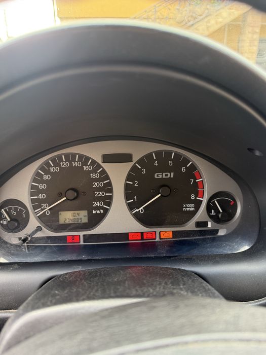 Mitsubishi Carisma 1.8 GDI