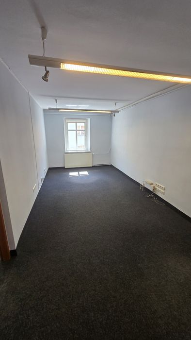 Wynajme biznesowy lokal przy deptaku 1 Maja
