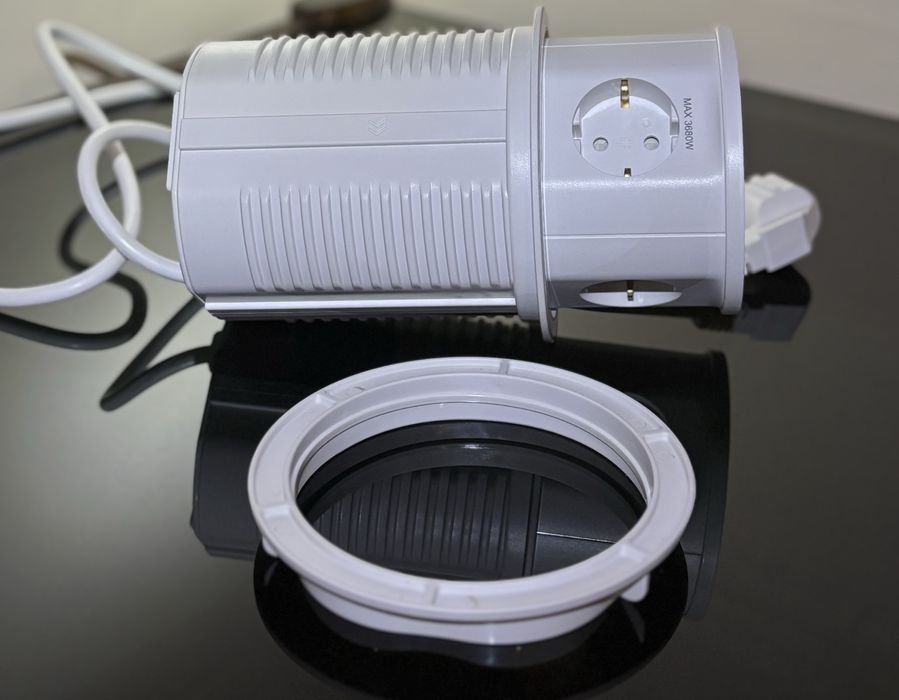 Прихований блок живлення для кухні/меблів