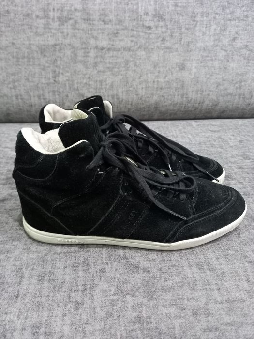 Орел    різбляний