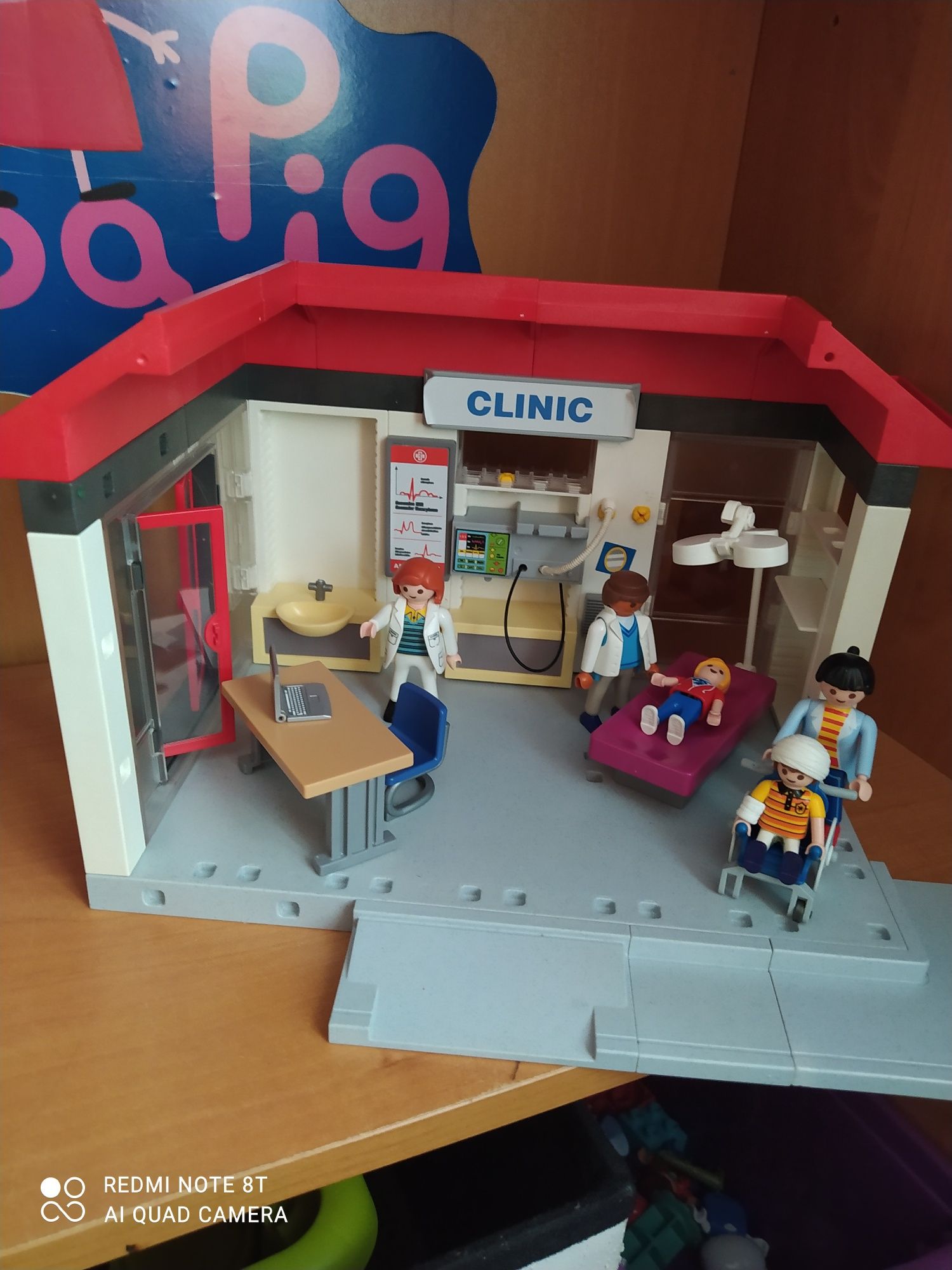 Szpital Playmobil.