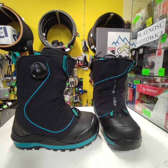 Nr 281 buty snowboardowe , Splitboard MTB thirty two Jones  boa , 23cm