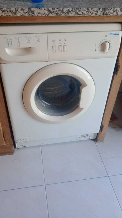 Máquina de Lavar de Roupa, Figueira da Foz