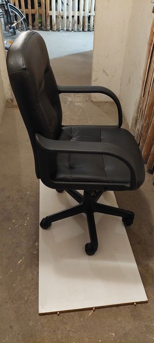 Fotel obrotowy  dla dziecka  do komputera