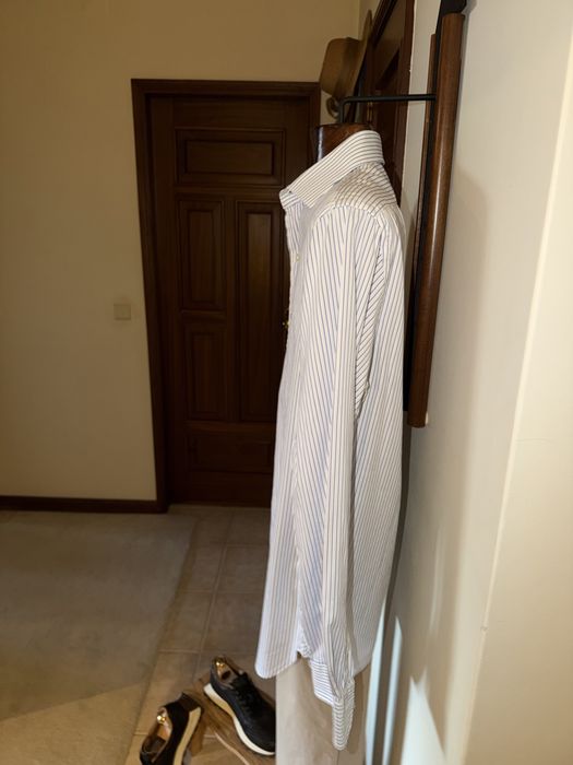 Camisa Ralph Lauren- Branca com riscas azuis - Slim fit - 39