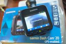 Kamerka - rejestrator jazdy Garmin Dash Cam 20 GPS