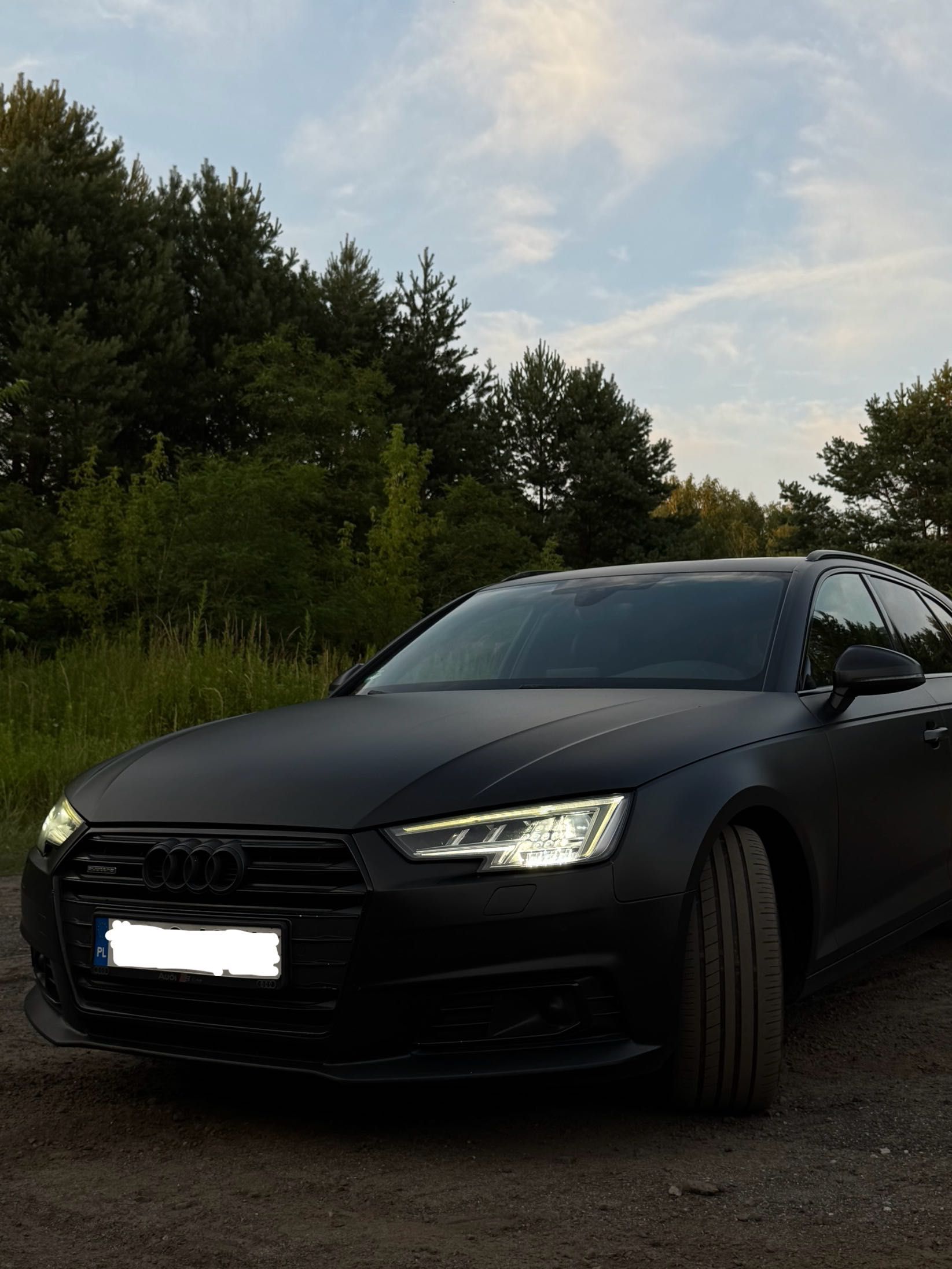 Audi A4 avant 2.0 TDI S Line