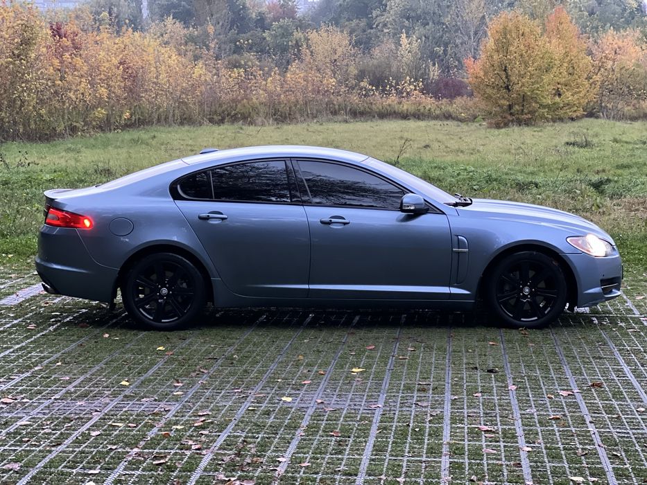 Jaguar Xf 2008 року