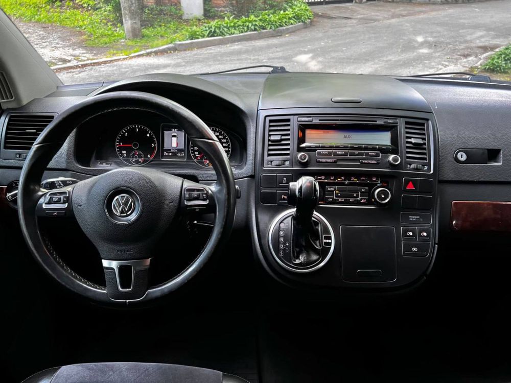 Офіційний Volkswagen Multivan авто під виплату ,рассрочку ,оренда Київ