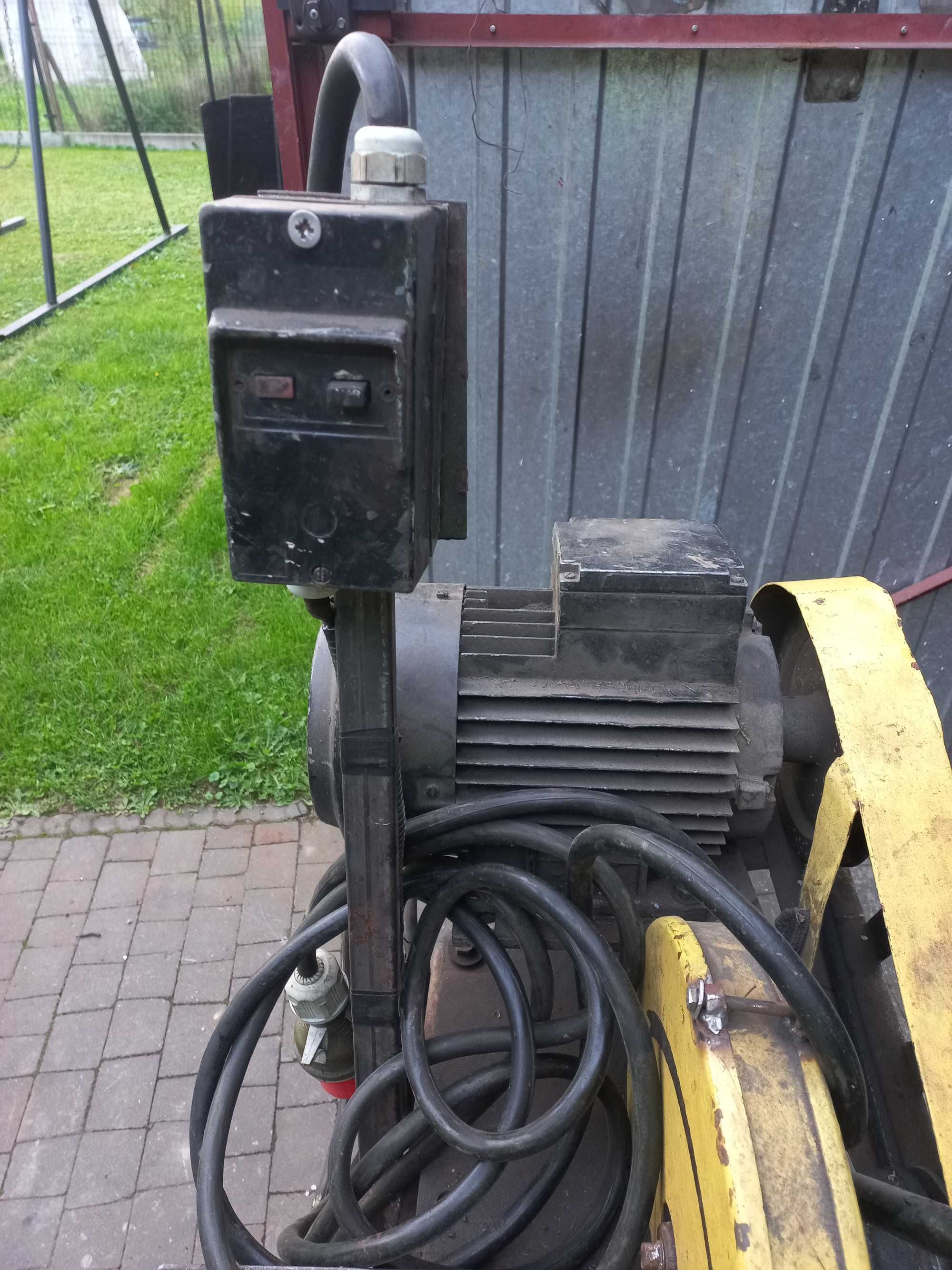 Sprzedam gumówkę do cięcia metalu
