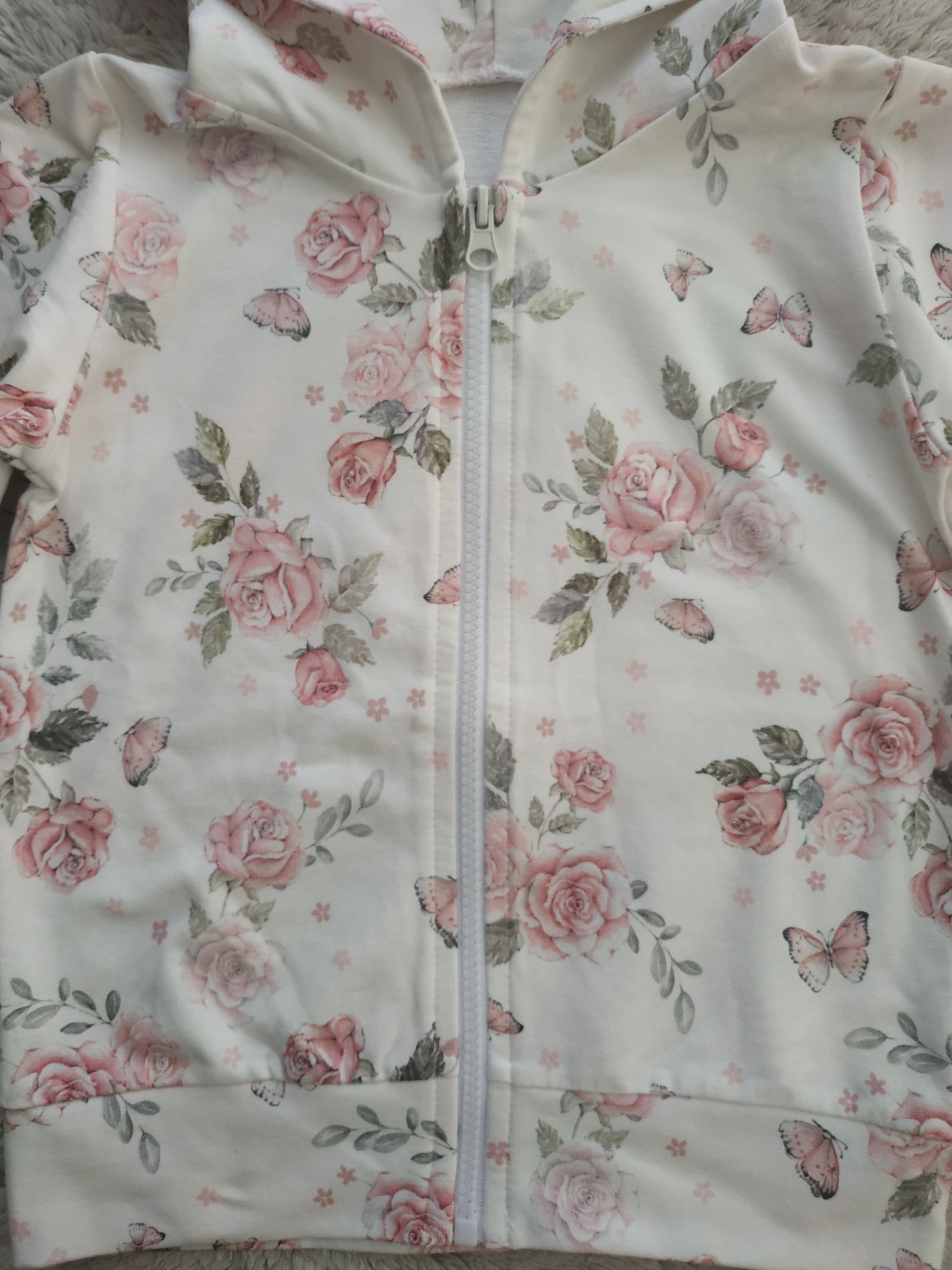 Nowa bluza/suwak/kaptur/biała/kwiaty/motyle/jak newbie/Haydi/r.98/104