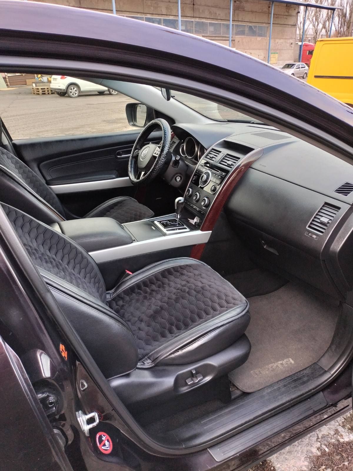 Продам mazda cx-9