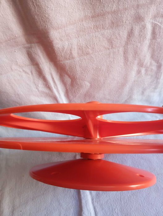 Подставка для бутылок в бар