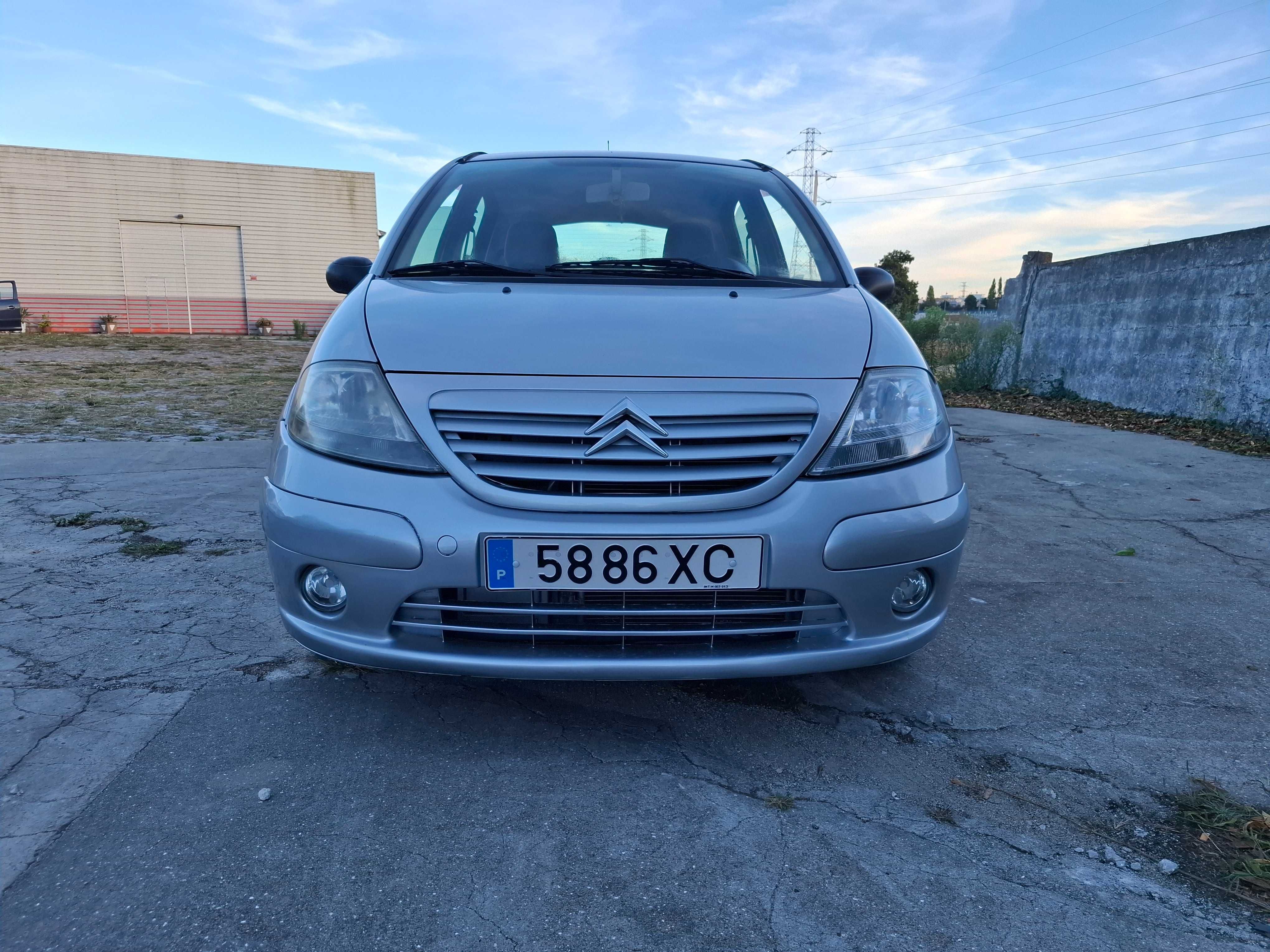 Citroên C 3 1.1 SX PACK apenas 155mil kms A/C