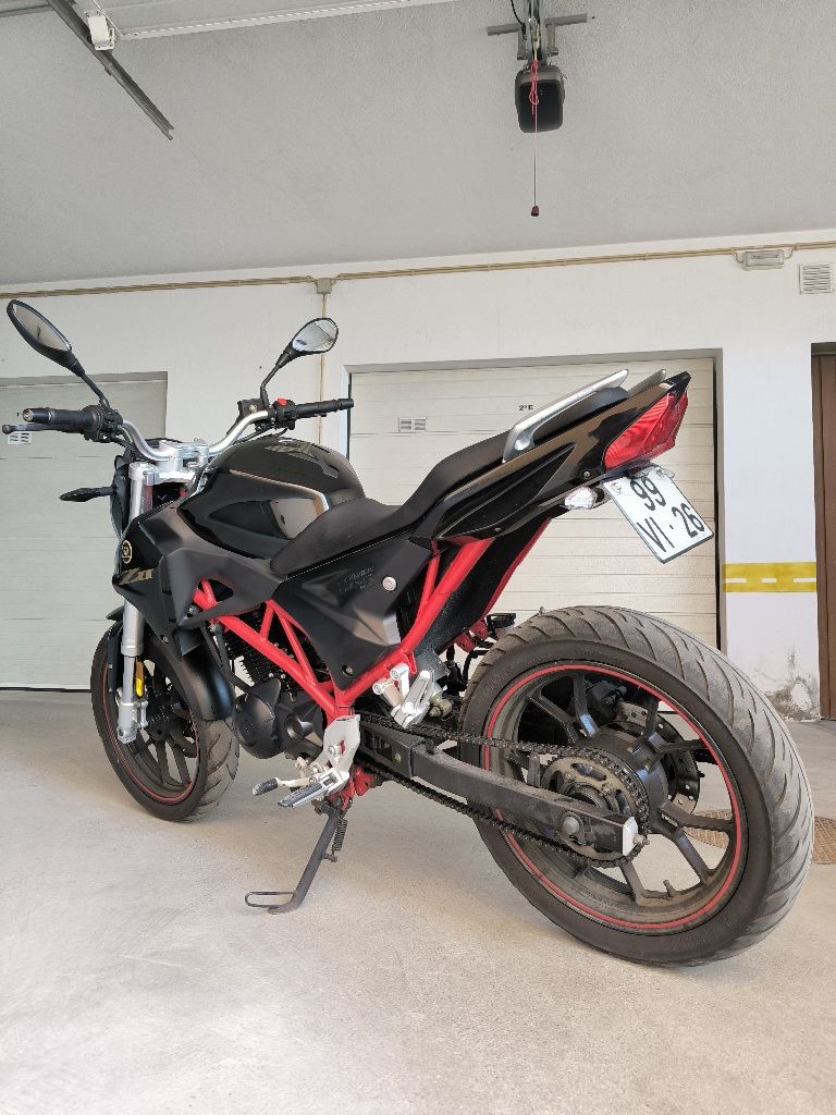 Vortex ZII 125 Naked 2018
Revis