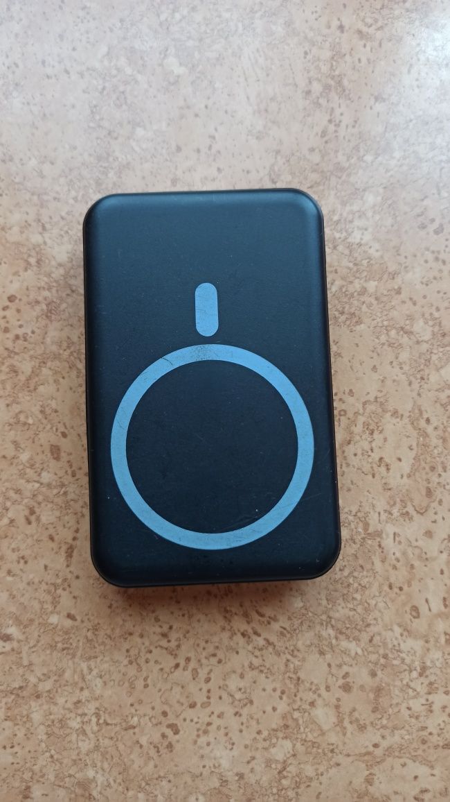 Power BANK  capacitu: 10000m Ah  420гр.