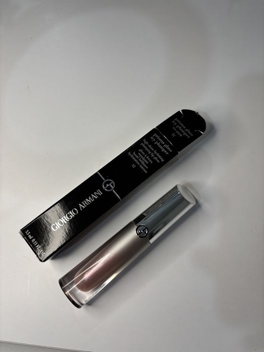 Nowy zapakowany fabrycznie blyszczyk giorgio armani
