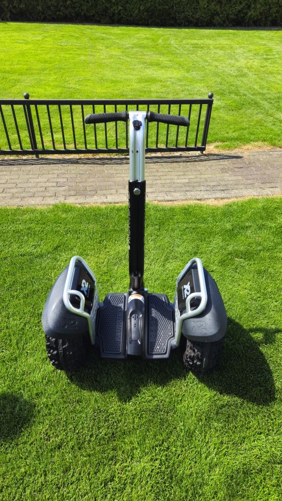 Pojazd elektryczny Segway X2