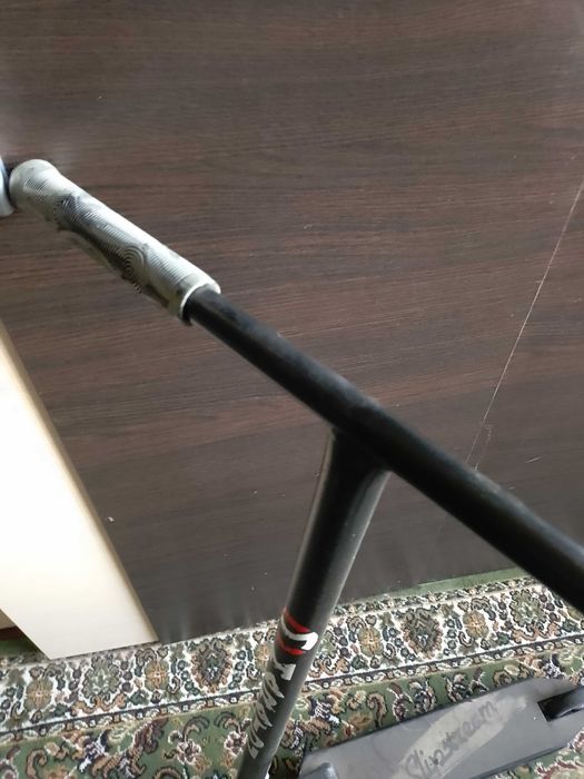 Продам трюковий самокат