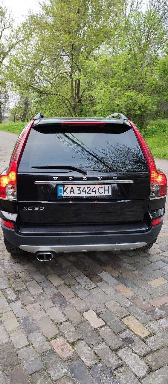 Volvo XC90 2011 офіціал