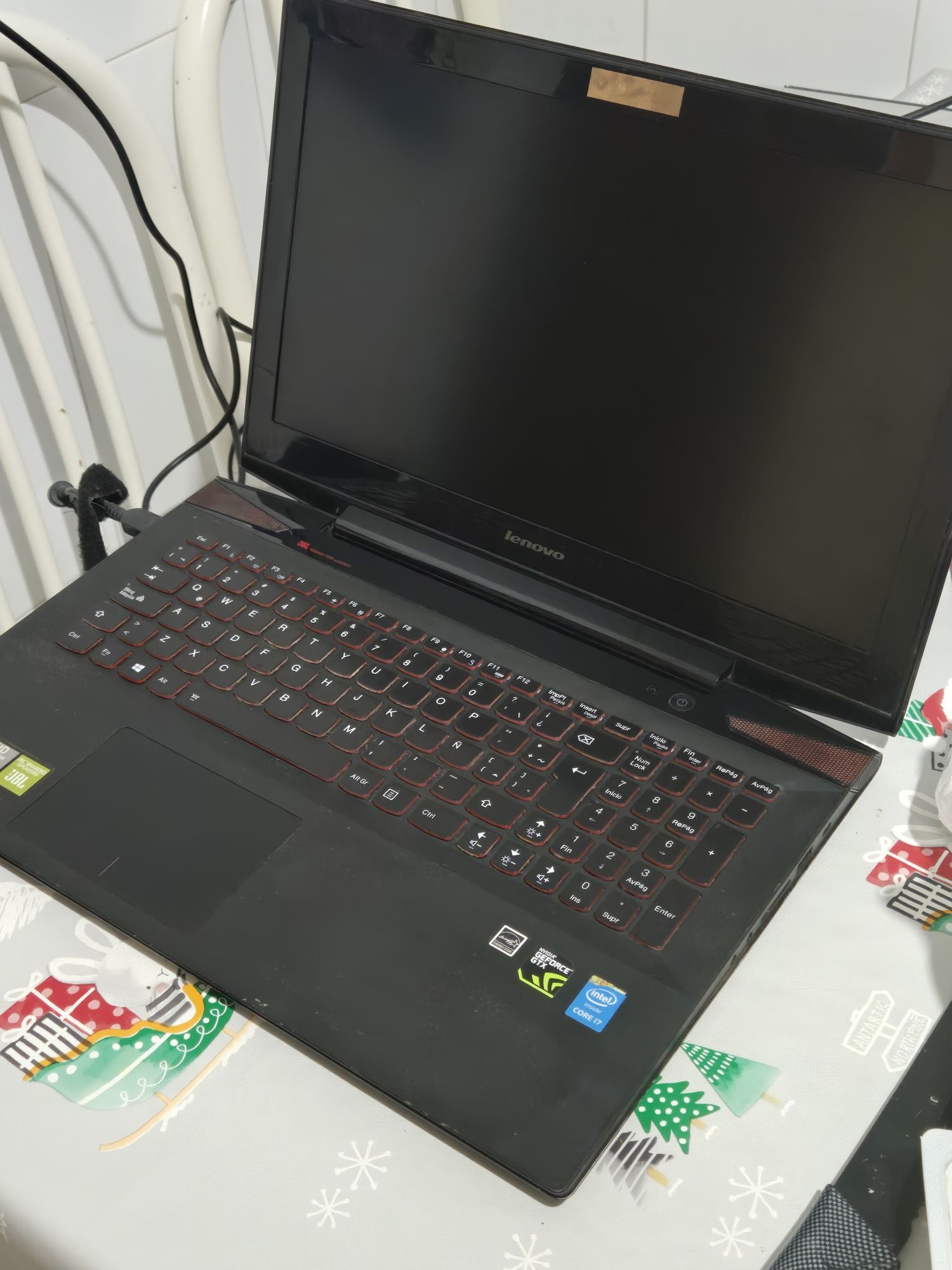Portátil Gaming LENOVO Y50-70,com avaria
