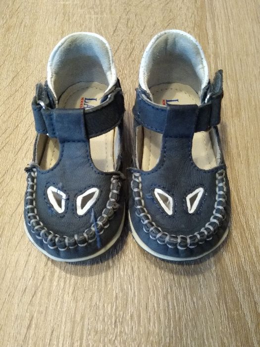 Buty skórzane roz. 18 Lasocki