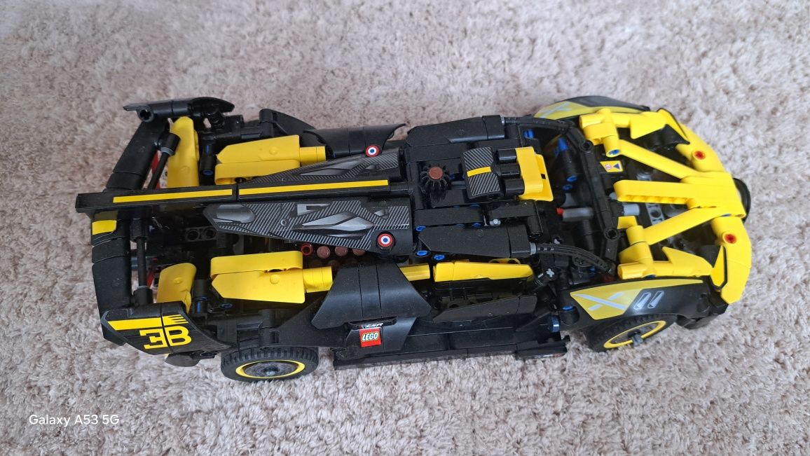 Lego TECHNIC 42151 Bugatti bolid