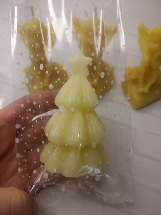 Воскова свічка Ялинка