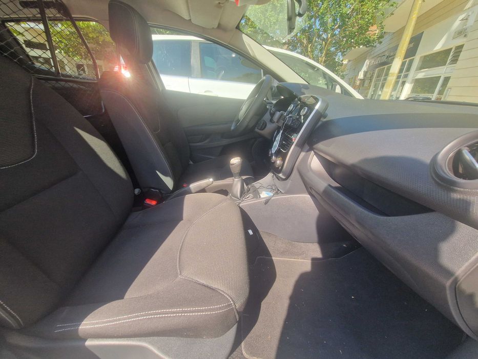 Renault Clio Van 1.5 dCi (2 lugares)