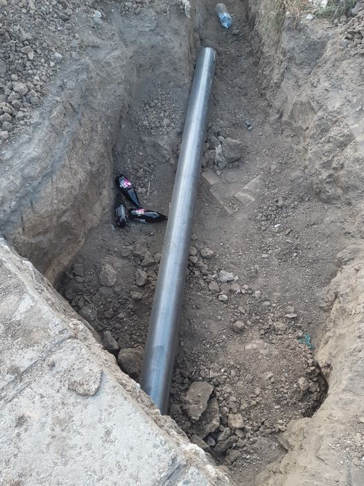 Прокол грунта / Безтраншейная прокладка коммуникаций.