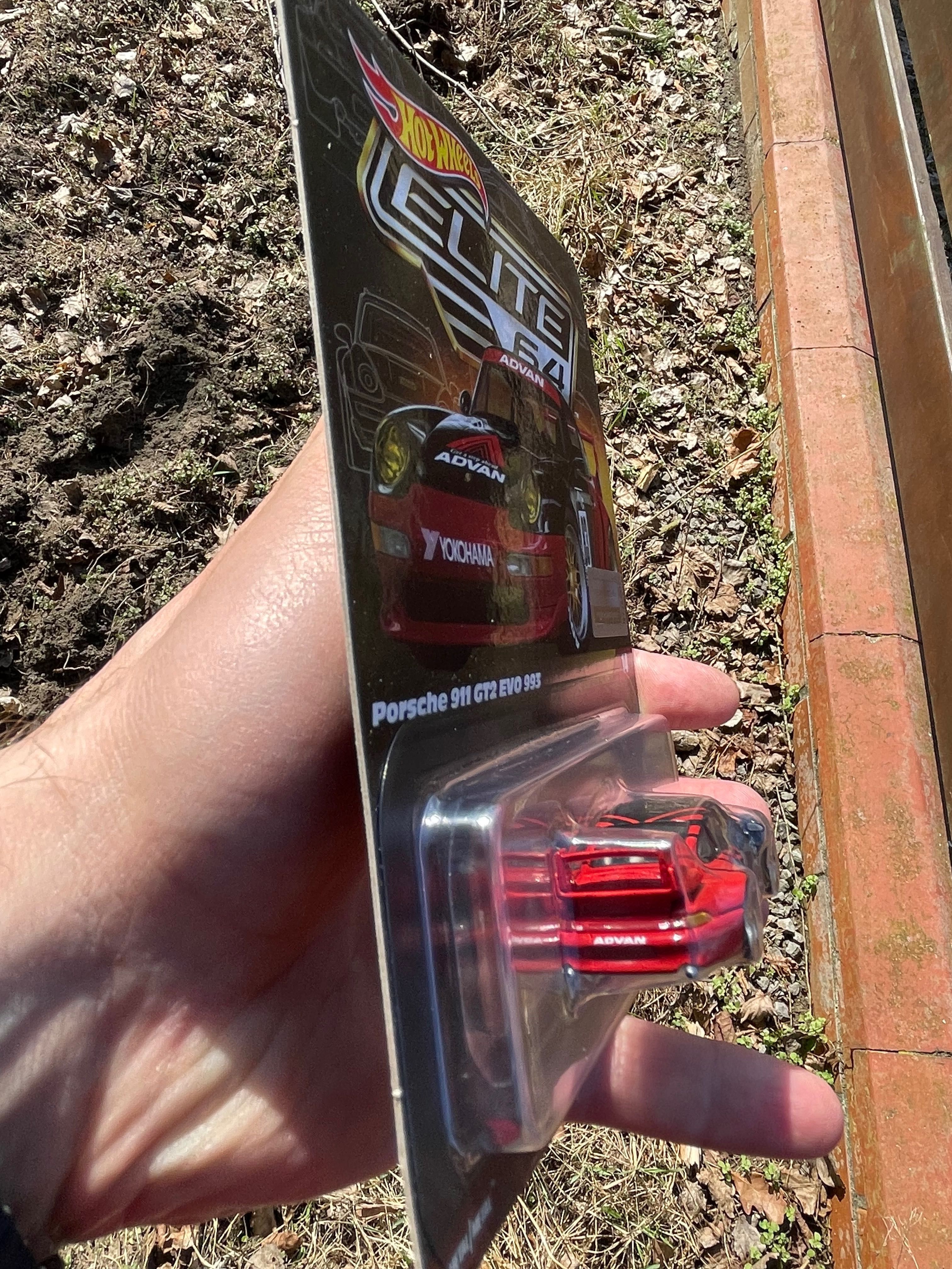 Hot Wheels Porsche 911 GT2 evo 993