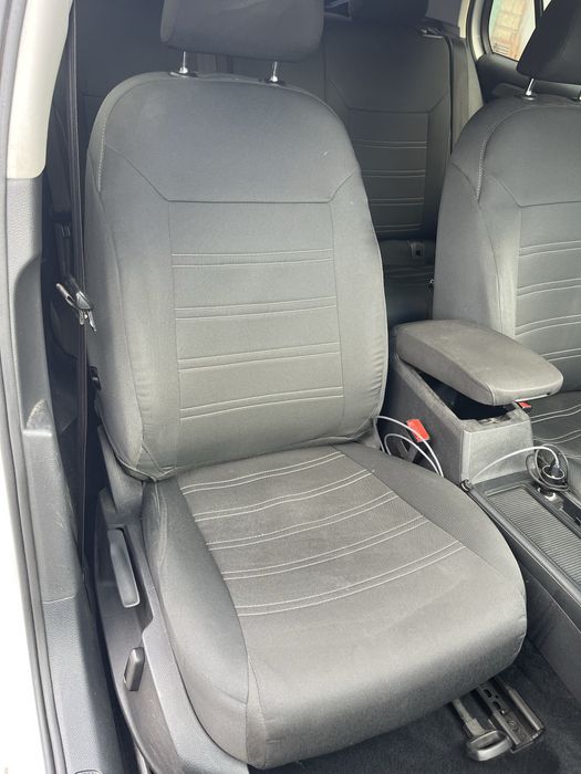Чехлы Volkswagen Golf 7 E-Golf