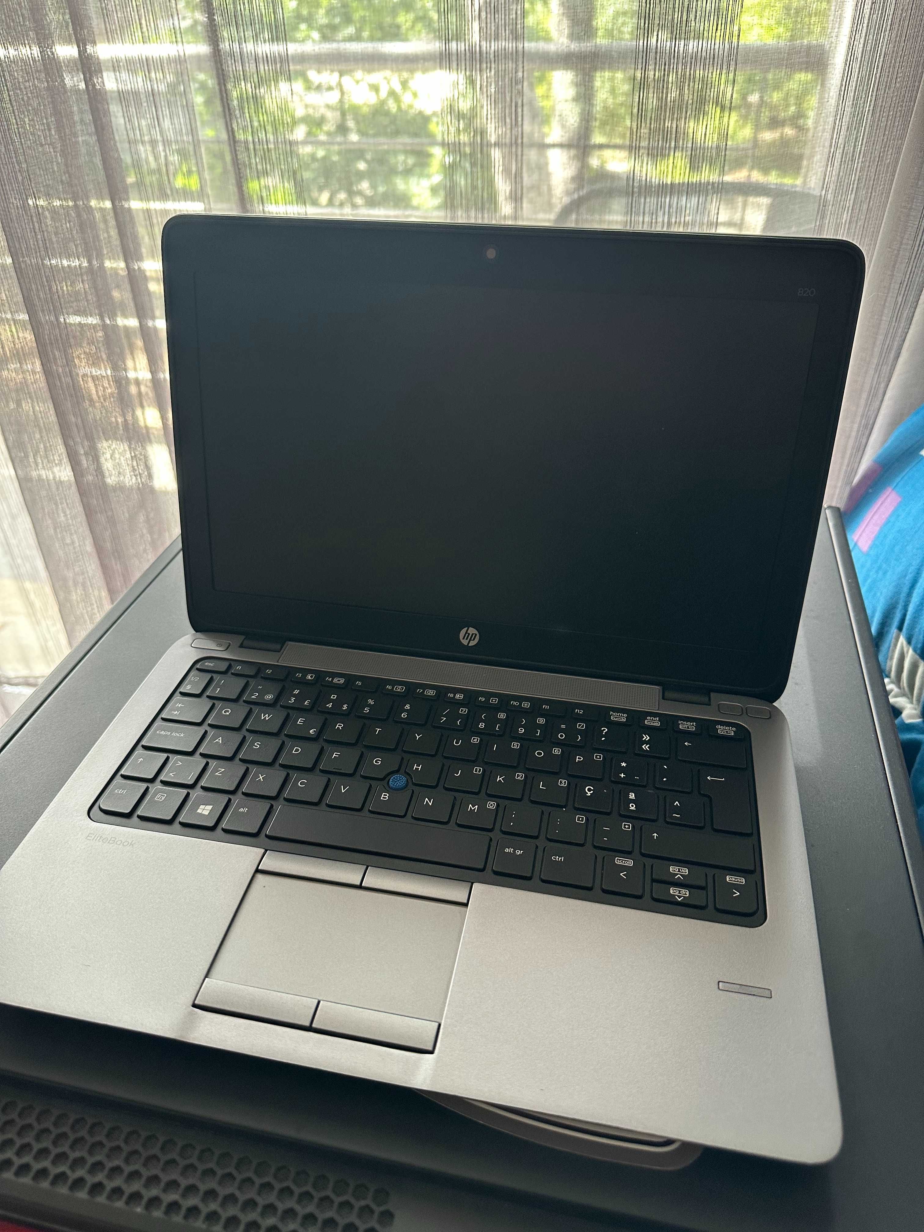 HP EliteBook 820 G1 Notebook PC