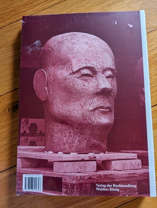 Public political Thomas Schutte