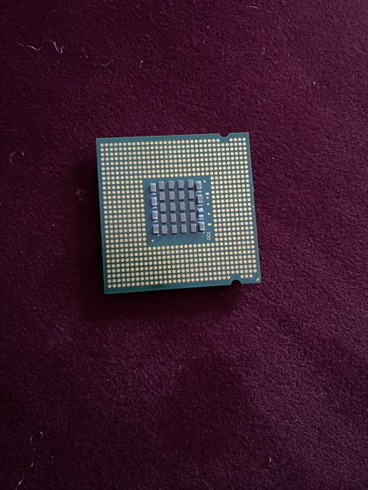 Процесор Intel D