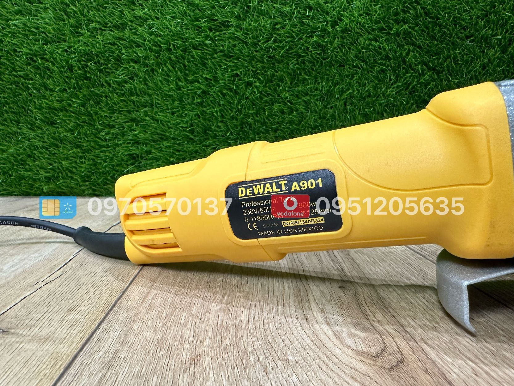 Мережева Болгарка DeWALT A901 900 Вт 125 мм довжина кабелю 2метра