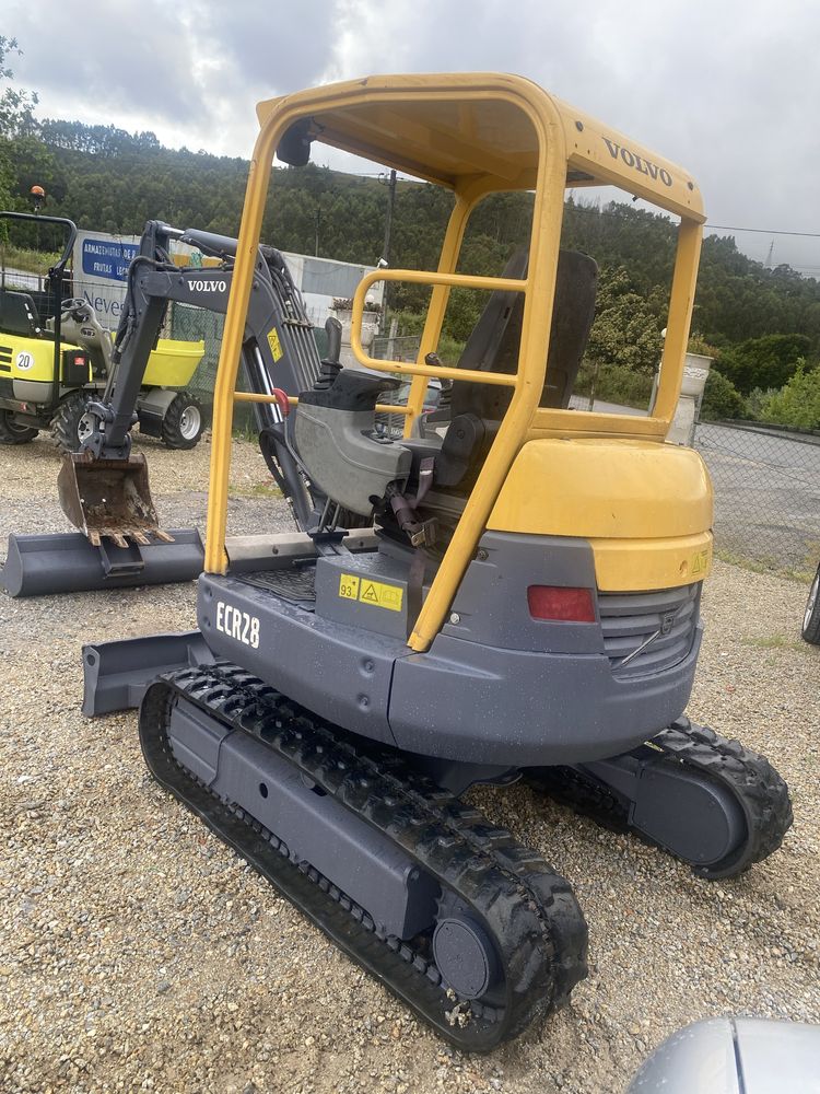 VOLVO ECR 2.8 Toneladas