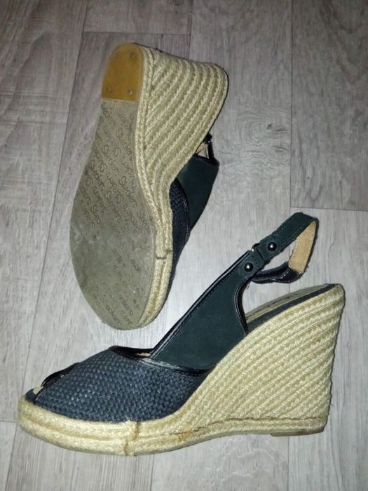 Туфли женские из натуральной кожи.