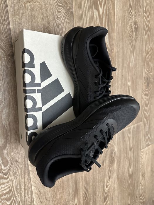 Кросівки Adidas нові