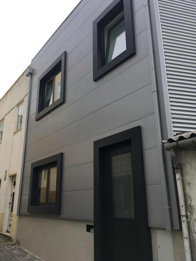 Quarto suite para 1 ou  2 pessoas junto ao estadio do porto