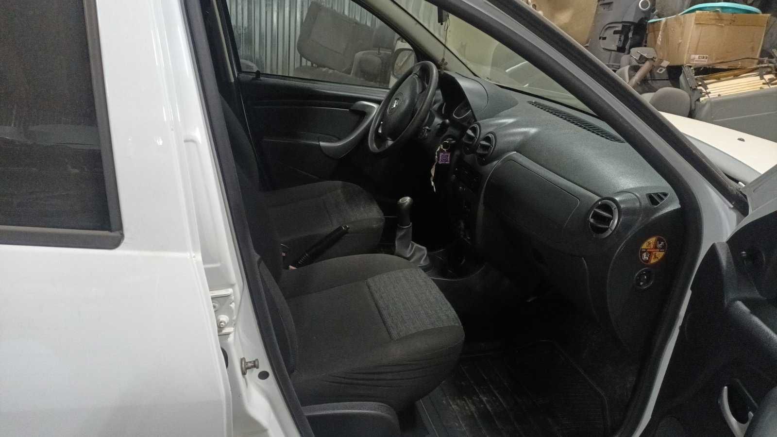 renault dacia  duster  2011  1,6 16v