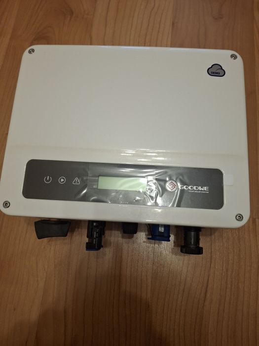 Сонячний інвертор мережі Goodwe GW2500-XS (+DC-SWITCH/WIFI) (2,5 кВт)