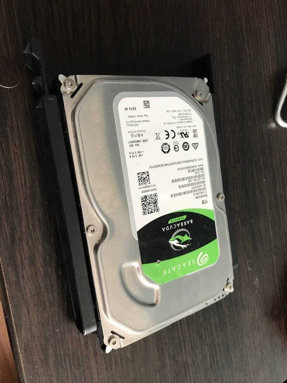 Жорсткий диск Seagate BarraCuda HDD 1TB ST1000DM010 3.5 SATA III