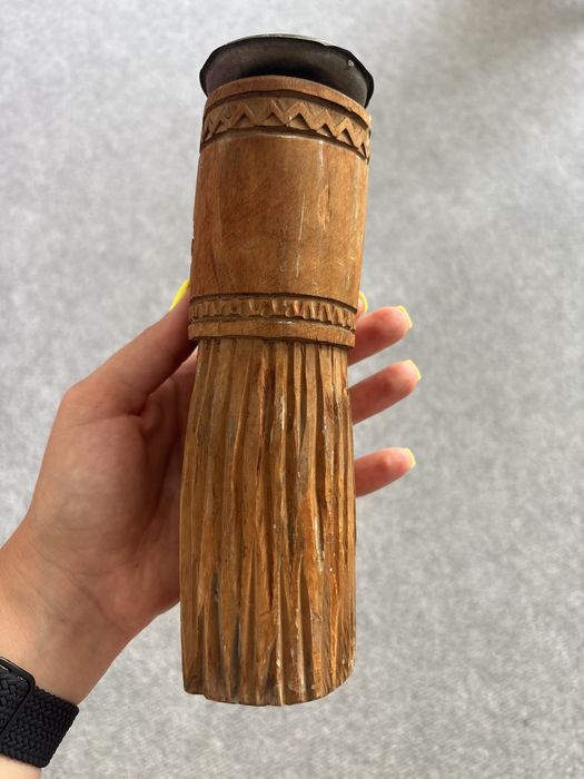 Rzeźba Świątek - słowiański świecznik - stara rzeźba w drewnie