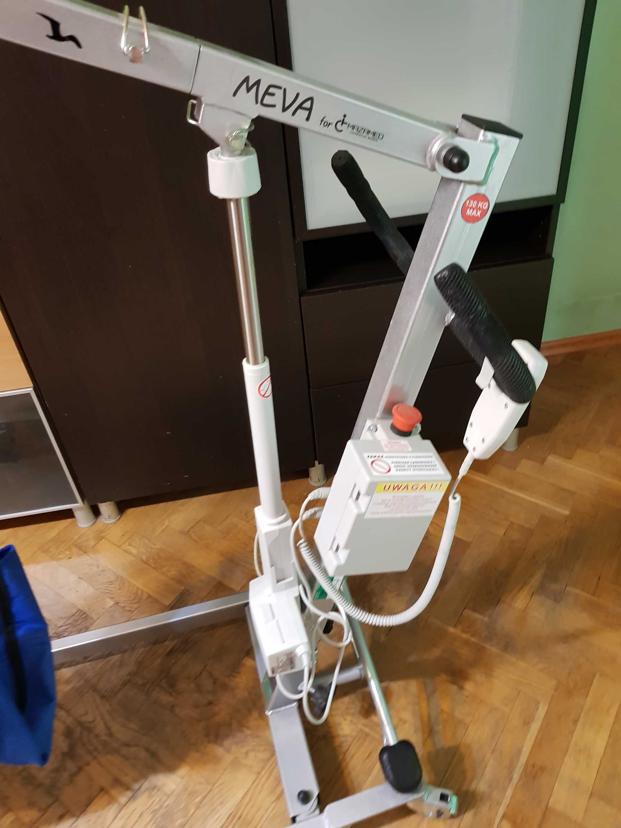 podnośnik elektryczny osoba niepełnosprawna  MEVA